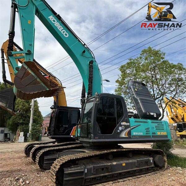 Used KOBELCO SK350D Excavator 35ton for sale Exceptional Structural Strength