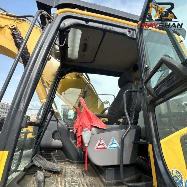 KOMATSU-PC200-Excavator-3 Used KOMATSU PC200 Excavator 20ton for sale High Versatility