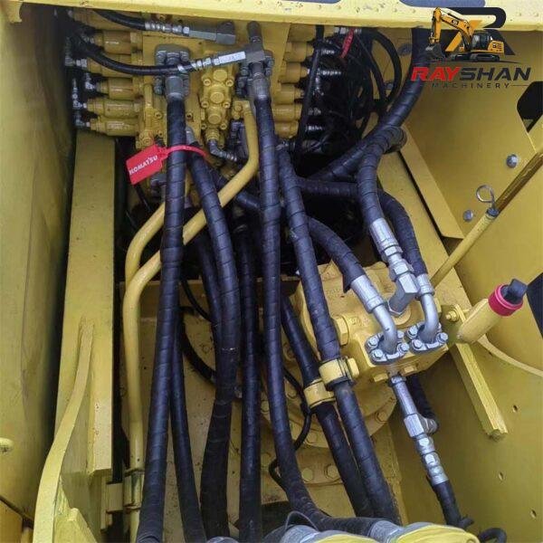 KOMATSU-PC210-Excavator-5 Used KOMATSU PC200CL Excavator 21ton for sale Optimized Efficiency