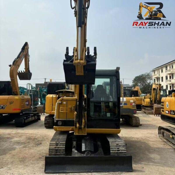 Used CAT E305.5E2 Excavator 5.5ton for sale low fuel consumption