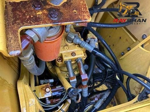 used CAT 311C (8) Used CAT 311C Excavator 12ton for sale original paint