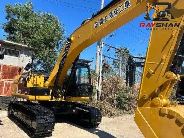 used cat 320d2l (2) Used CAT 320D2L Excavator 22ton for sale original paint