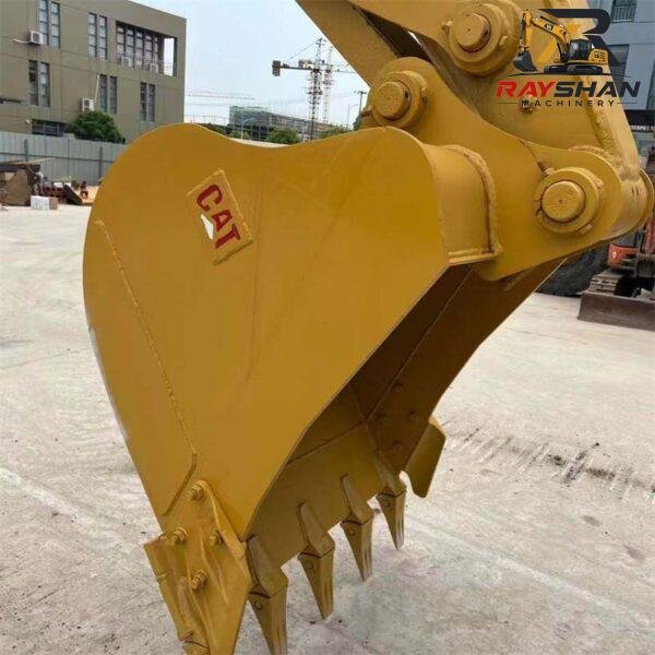 used cat320D-excavator-2 (3) Used CAT 320D Excavator 20ton for sale original paint