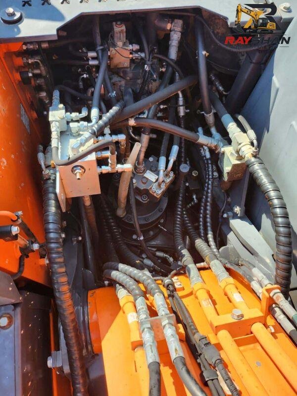 used doosan 140 (7) Used DOOSAN 140 Excavator 14ton for sale Advanced Electronic Control System