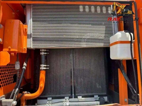 used doosan 225 (5) Used DOOSAN 225 Excavator 22ton for sale Durable Structural Design