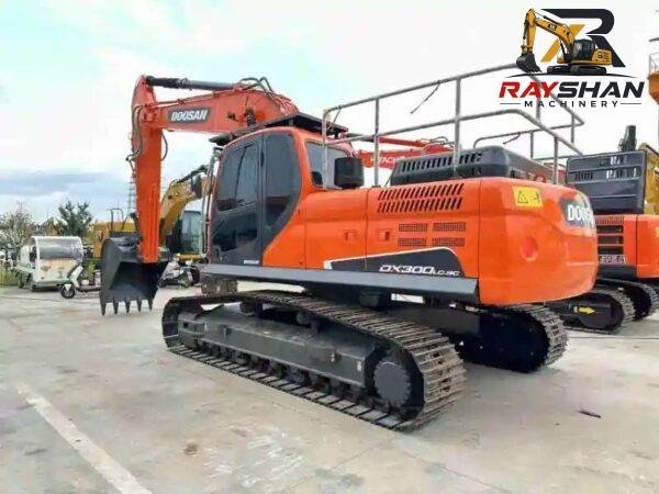 Used DOOSAN 300 Excavator 30ton for sale Powerful Heavy-Load Output