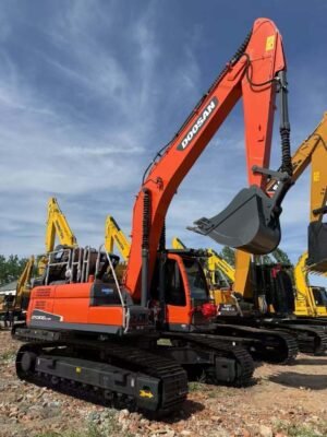 used doosan 300 (6)_1 Used DOOSAN 300 Excavator 30ton for sale Powerful Heavy-Load Output