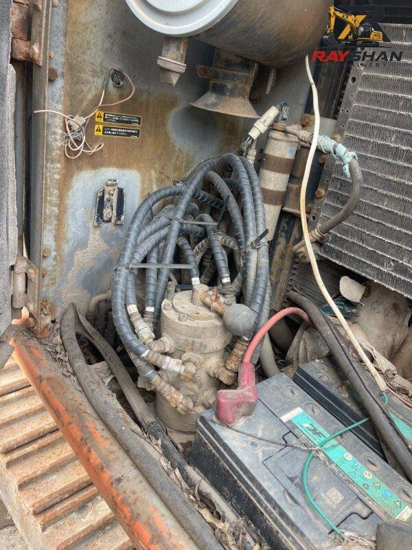 used hitachi 110 (4) Used HITACHI EX120 Excavator 12ton for sale High-Reliability Core Power