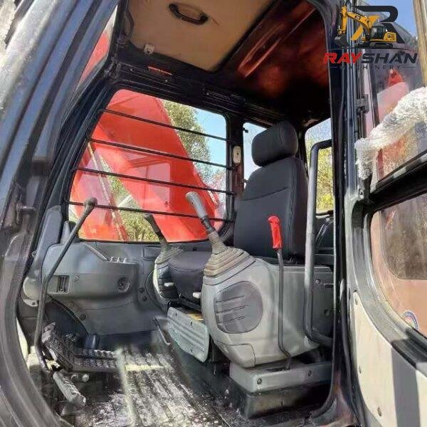 Used HITACHI EX200 Excavator 20ton for sale High-Standard Wear-Resistant Structure