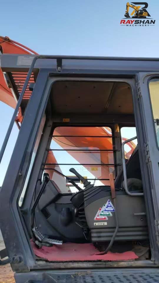 Used HITACHI EX400 Excavator 40ton for sale Low Maintenance & High Ruggedness