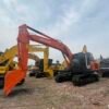 used hitachi zx200 (2)_1 Used HITACHI ZX220 Excavator 22ton for sale Proven Dependable Hydraulic Control System