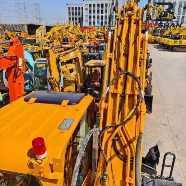 Used HYUNDAI 210-9 Excavator 21ton for sale Robust Long-Lasting Construction