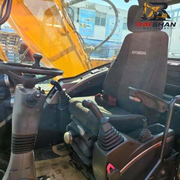 used hyundai 210 (7) Used HYUNDAI 210-9 Excavator 21ton for sale Robust Long-Lasting Construction