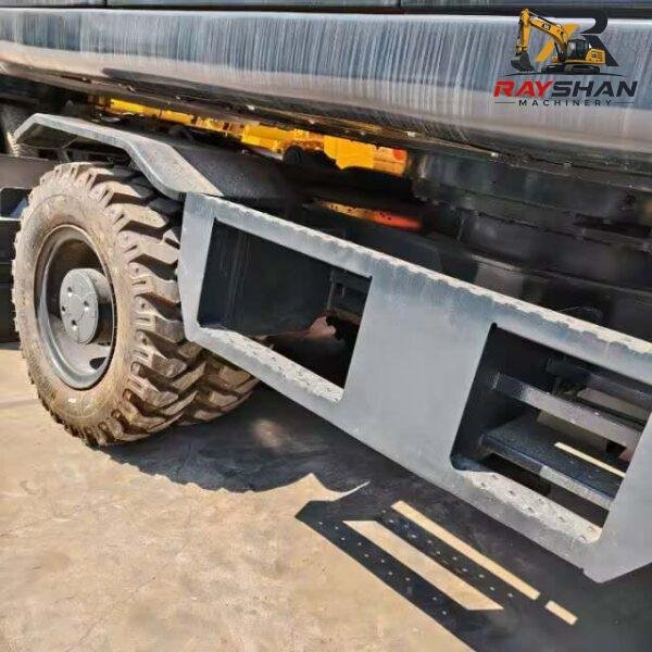 used hyundai 210 (9) Used HYUNDAI 210-9 Excavator 21ton for sale Robust Long-Lasting Construction