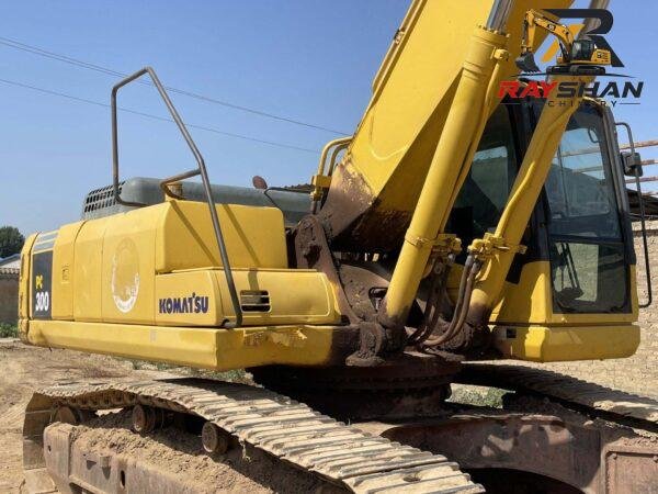 Used KOMATSU PC300 Excavator 30ton for sale Precise Hydraulic Flow