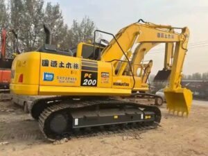 used-komatsu-PC200-excavator-5 (4) Used KOMATSU PC200 Excavator 20ton for sale High Versatility