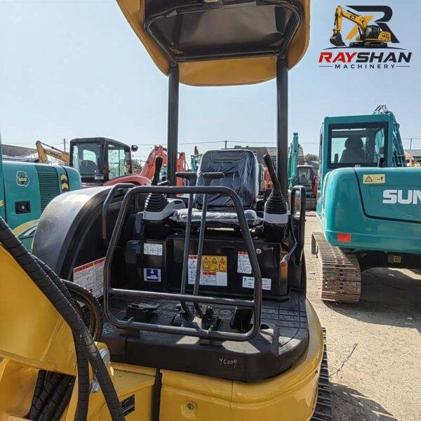 used komatsu pc35 (4) Used KOMATSU PC35 Excavator 3.5ton for sale Precision Performance
