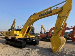 Used KOMATSU 350 Excavator 35ton for sale Precise Hydraulic Flow
