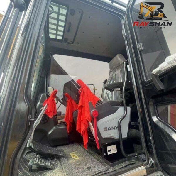 Used SANY 265C Excavator 26ton for sale Robust Structure