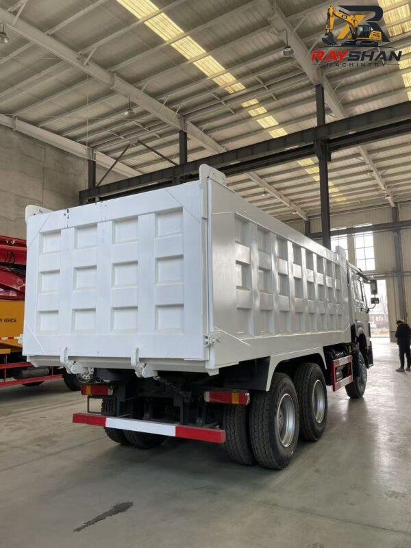 6X4 (4) Used SINOTRUK6X4 10.8ton for sale outstanding load capacity on rough mine roads