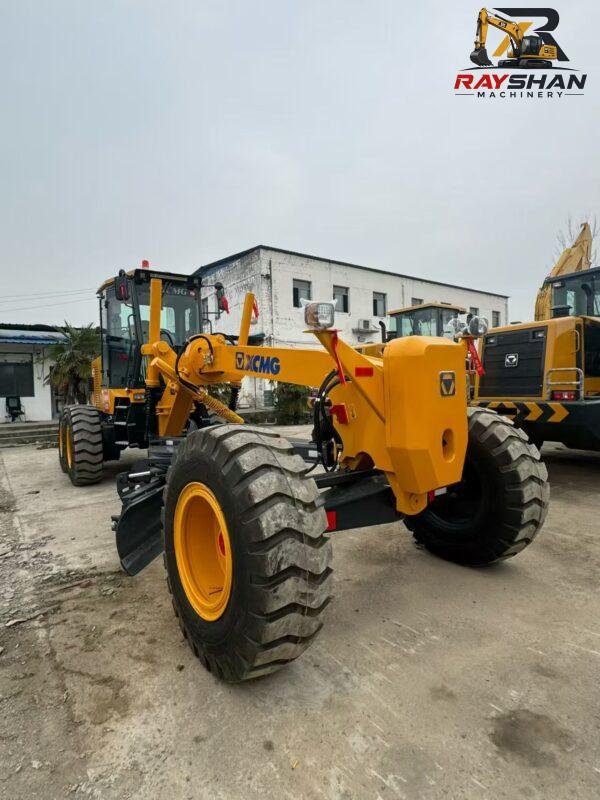 Used XCMG GR2153 16.5ton for sale outstanding structural durability