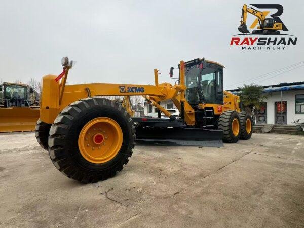 Used XCMG GR2153 16.5ton for sale outstanding structural durability