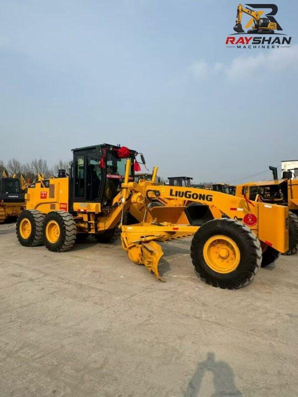 Used XCMG GR2153 16.5ton for sale outstanding structural durability