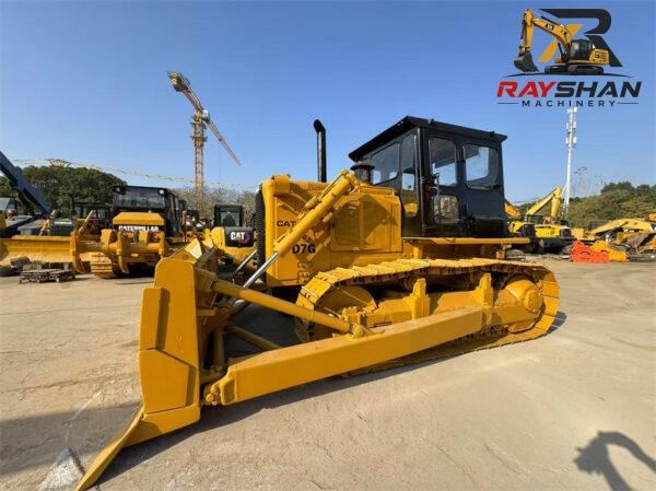 USED CAT D7G (2) Used CAT D7G Excavator 22ton for sale original paint