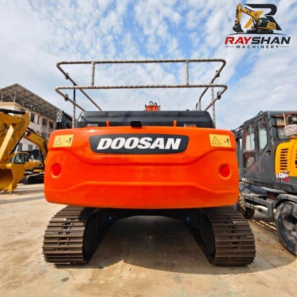 Used DOOSAN DX300 Excavator 30ton for sale Robust High-Load Power Delivery