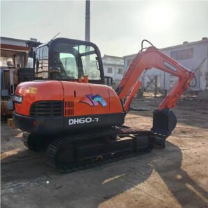 USED DOOSAN DX60 (5) Used DOOSAN DX60 Excavator 6ton for sale Efficient Hydraulic Response