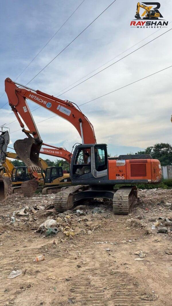 Used HITACHI ZX270-3 Excavator 27ton for sale Durable Structure