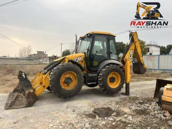 Used JCB 4CX  8.3ton for sale smooth delicate control