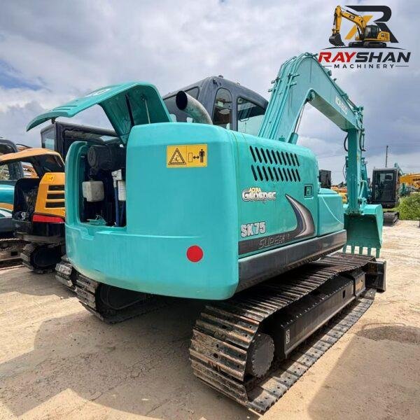 USED KOBELCO SK75 (2) Used KOBELCO SK75(2) Excavator 7.5ton for sale Excellent Fuel Economy