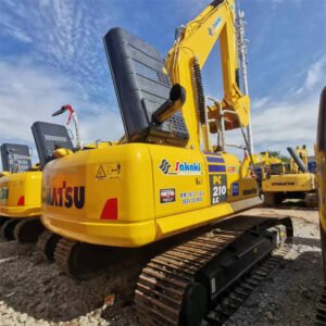USED KOMATSU PC210CL (6) Used KOMATSU PC200CL Excavator 21ton for sale Optimized Efficiency
