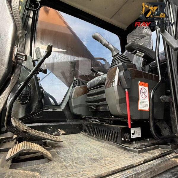 Used SANY 550H Excavator 55ton for sale fuel efficiency