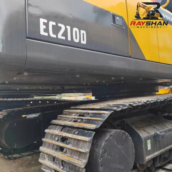 USED VOLVO EC210D (1) Used VOLVO EC210D Excavator 30ton for sale Extremely Stable Digging Performance