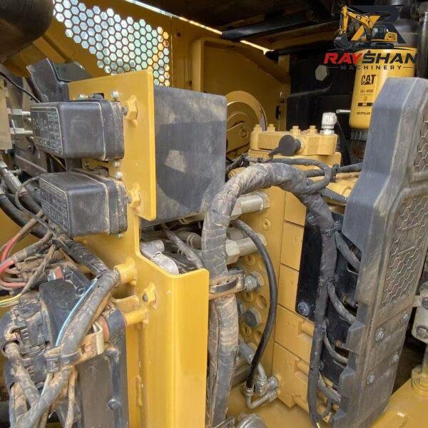 used cat307.5 (4) Used CAT 307.5 Excavator 7.5ton for sale original paint,low fuel consumption